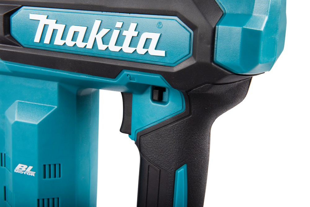 Cloueur XGT 40 V Max Li-ion - 2 Ah - MAKITA - FN001GA201