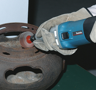 MEULEUSE MAKITA DROITE 750 W -GD0810C