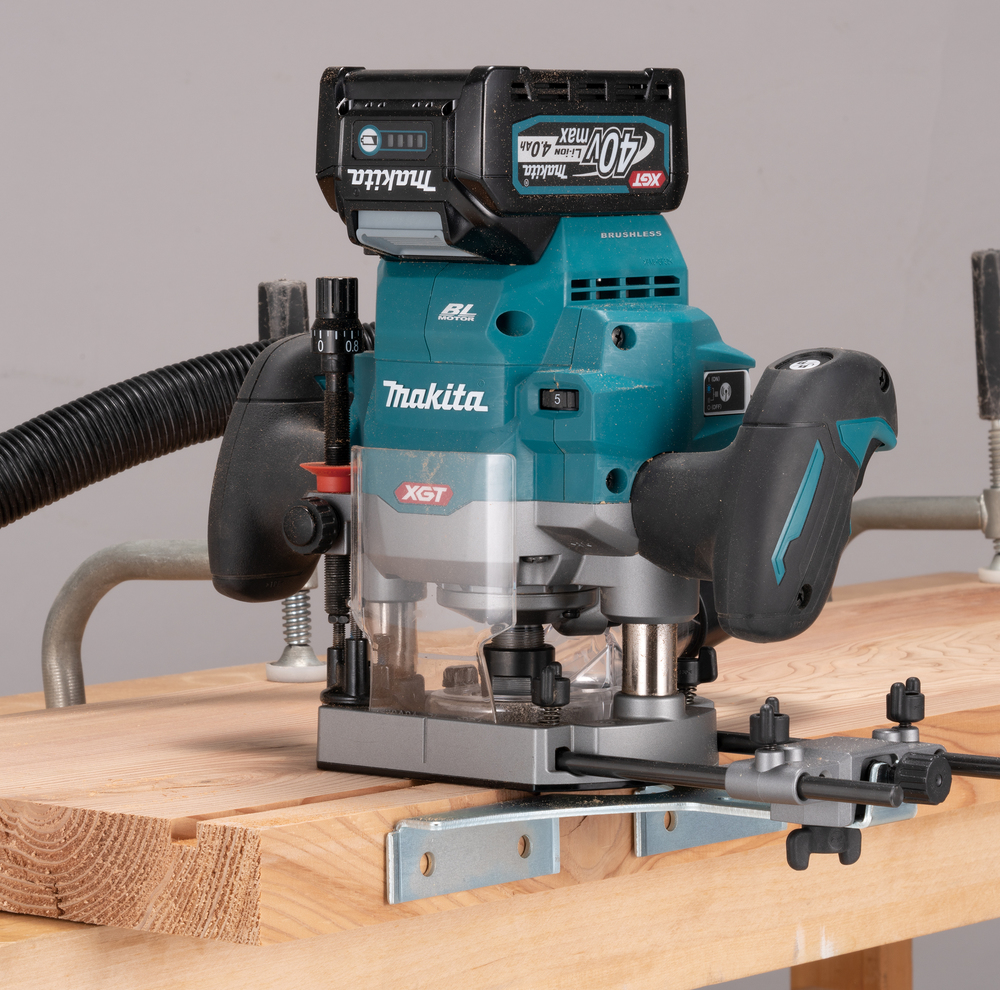 Défonceuse XGT 40 V max Li-Ion - 4 Ah - Q=12mm - MAKITA - RP001GM201