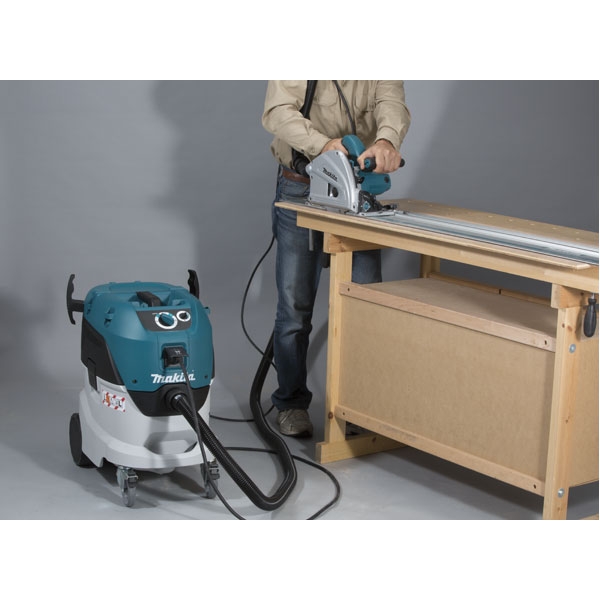 ASPIRATEUR MAKITA 42 L 1200 W 250 MBAR - VC4210LX