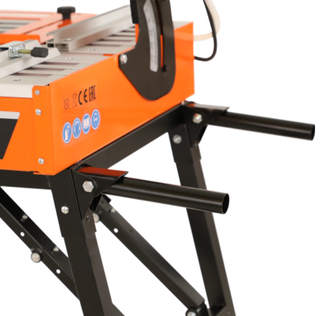 Scie de carrelage sur table NORTON Ø200 mm 900 W TR202E -70184601106