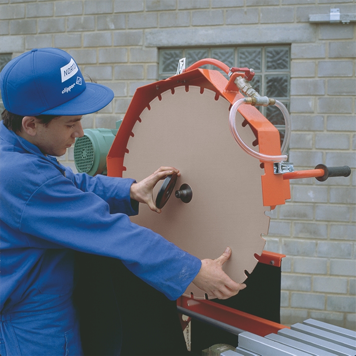 Scie de maçon Norton Clipper JUMBO 651 6.75.3 SI Ø650mm - 70184647303