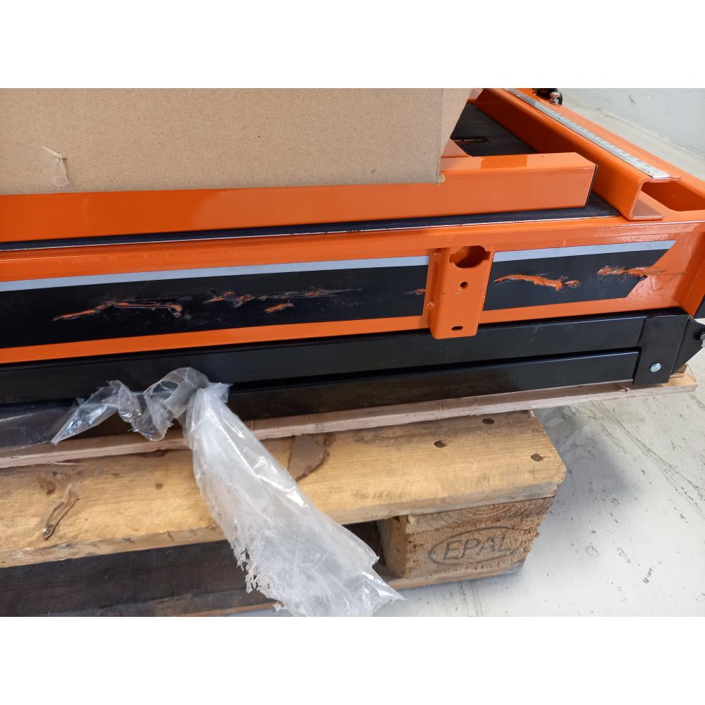 Scie de carrelage prof. de coupe 20 mm NORTON Diam. 250 mm 1500 W TR 252 1200 mm - OCCASION - 70184694289