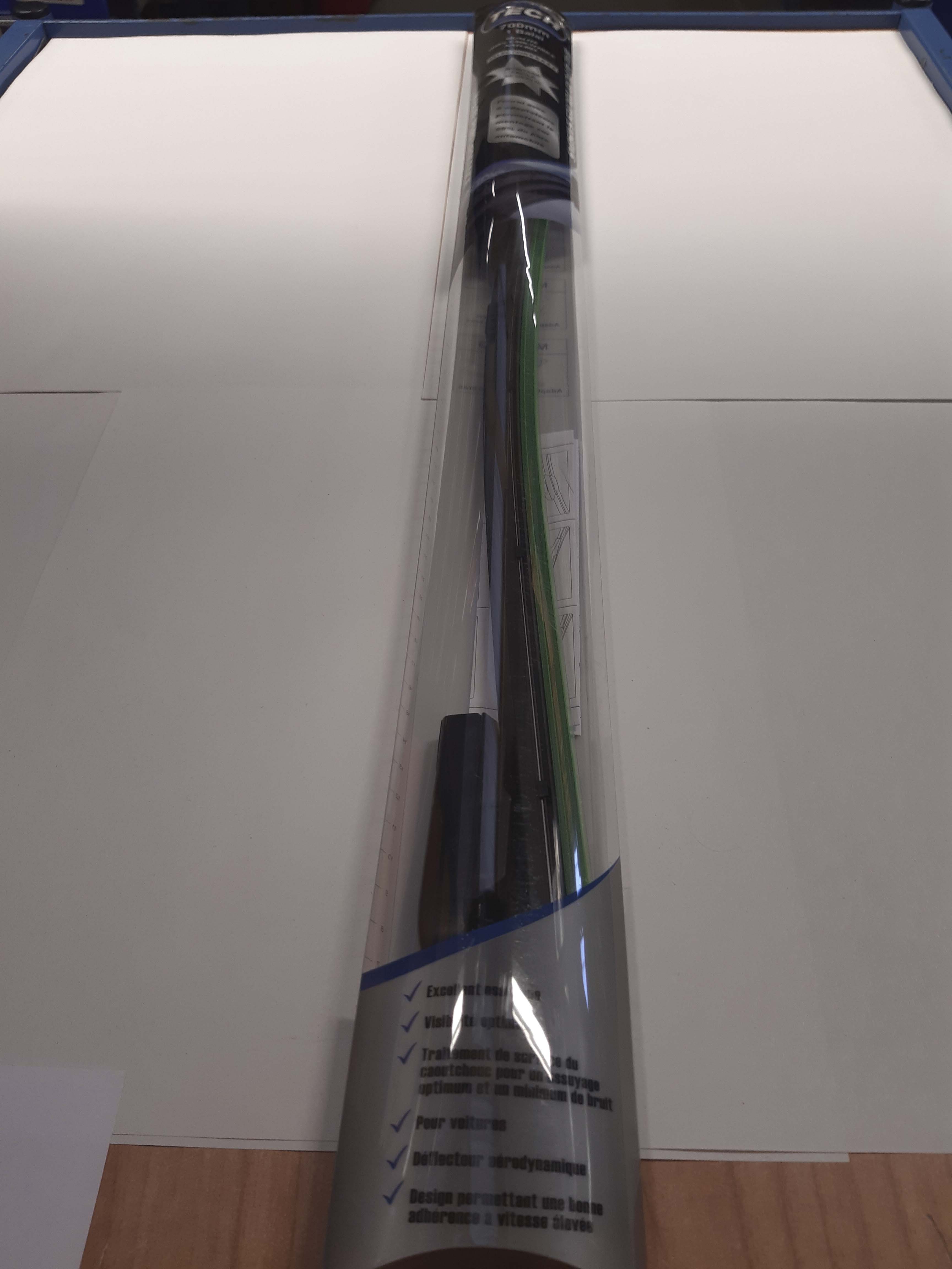 BALAI ESSUIE-GLACE AVANT PLAT 700MM AVEC - SODITECH - 17843