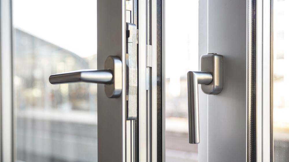 Nettoyant vitres et surfaces écopuissant KARZHAN - 58580