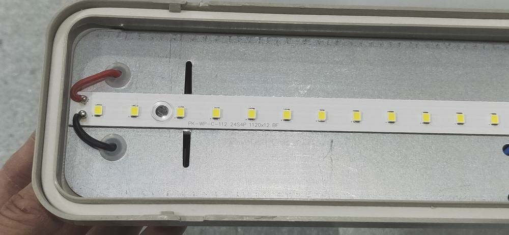 Boîtier étanche led intégrées 1200mm 36w 2880 lumens 6000k GIGALUX - 82203