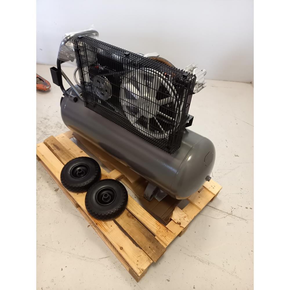 Compresseur 150L 9 bar 4 CV 27 m³/h PRODIF - OCCASION - TRE2714040MG