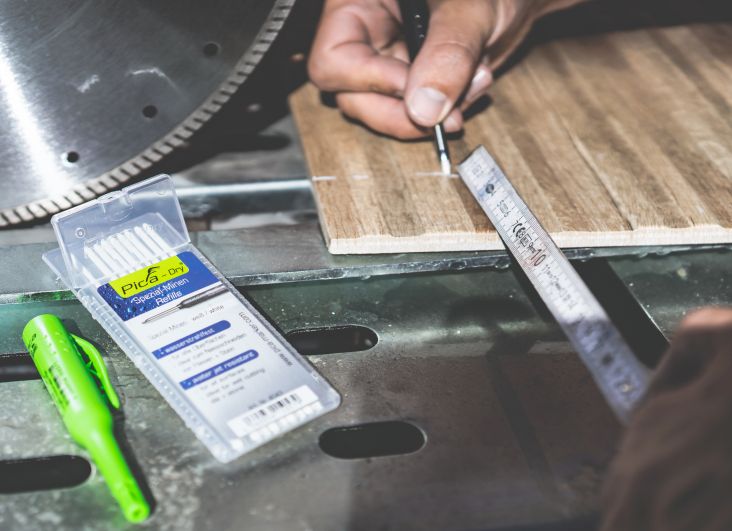 Etui de 8 mines pica dry spéciales assorties PICA - 4040