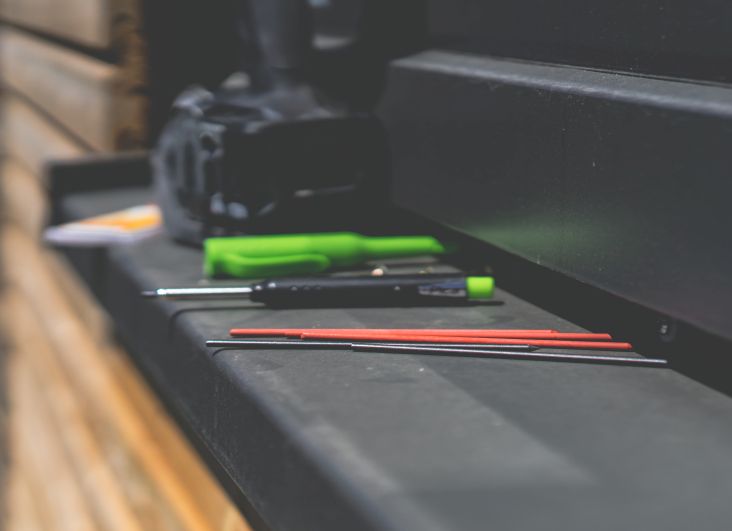 Etui de 8 mines pica dry d'été assorties PICA - 4070