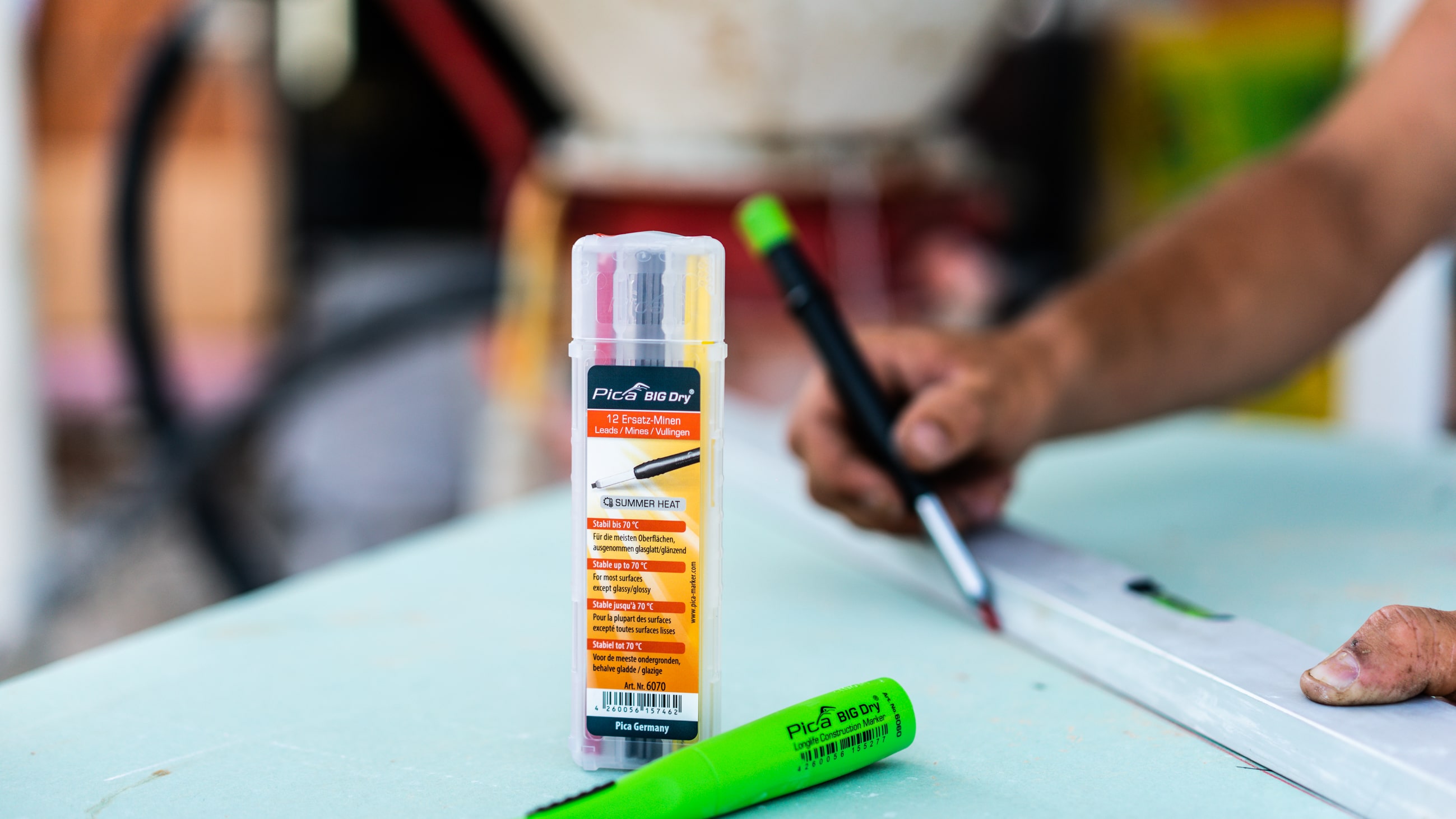 Etui de 12 mines pica big dry mines d'été PICA - 6070