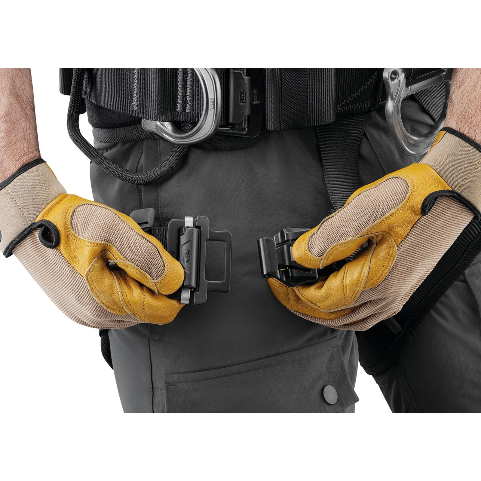 Harnais AVAO SIT FAST Taille 2 PETZL - C079BB02