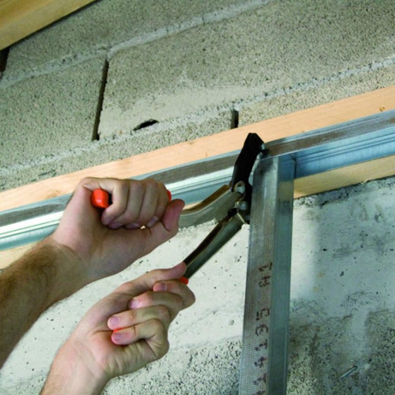 Pince à sertir universelle pour tous types de rails et montants ERGOTOP - EDMA - 061955