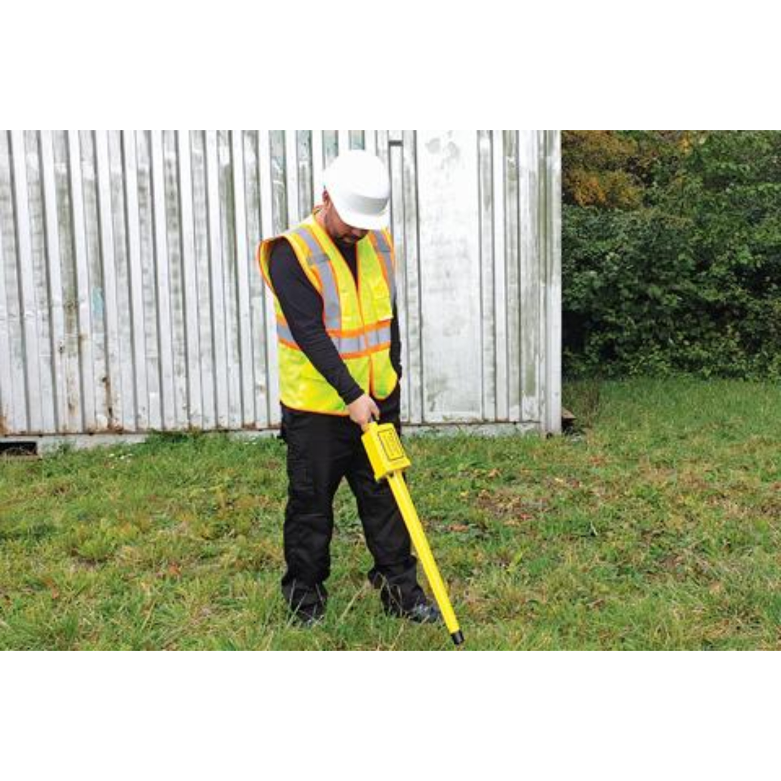 GA-72Cd Localisateur magnétique de métaux et coffret plastique RADIODETECTION - GA-72CD