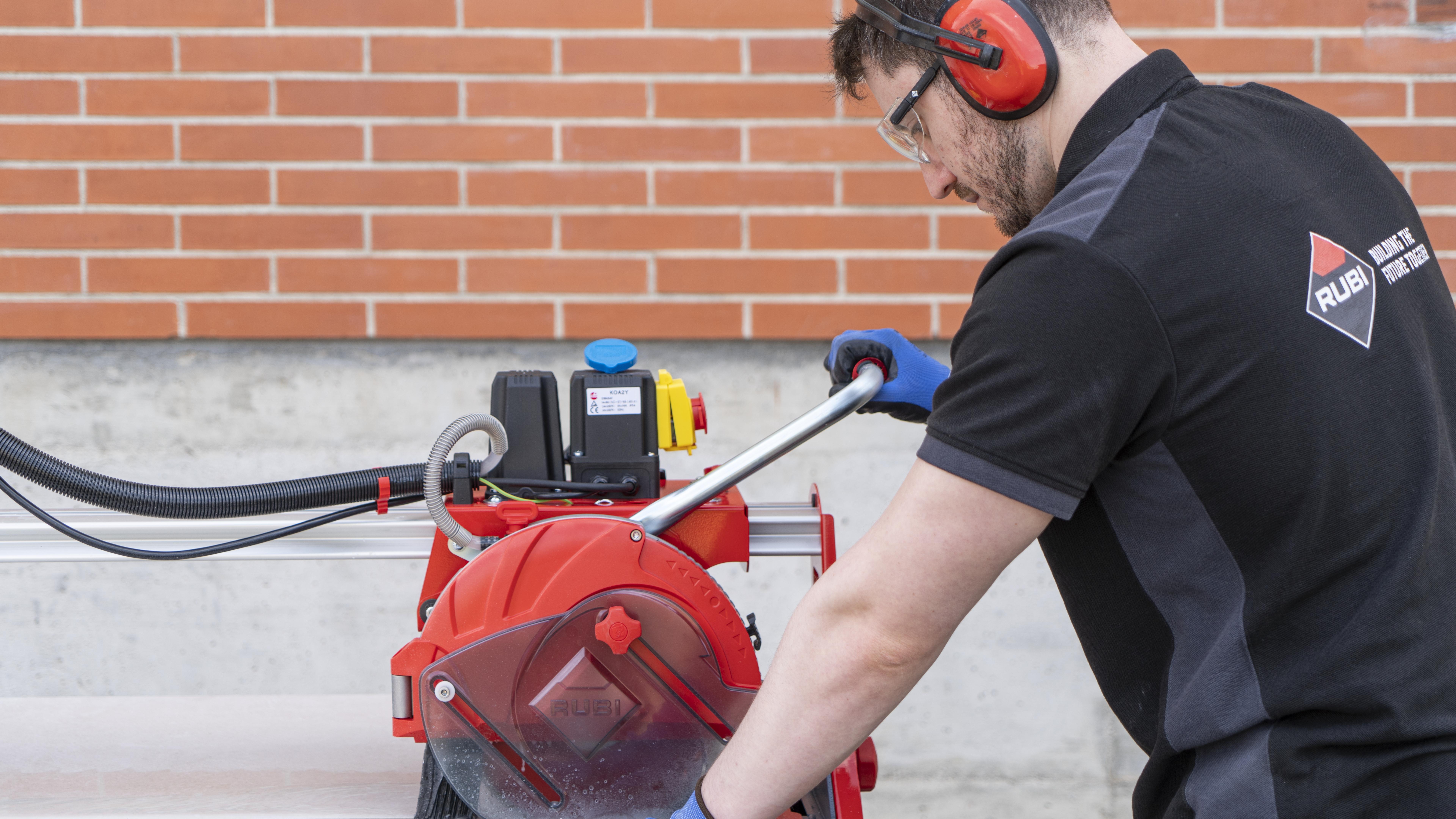 Scie carrelage électrique RUBI Dc-250-1200 python 230v 50hz - 56939