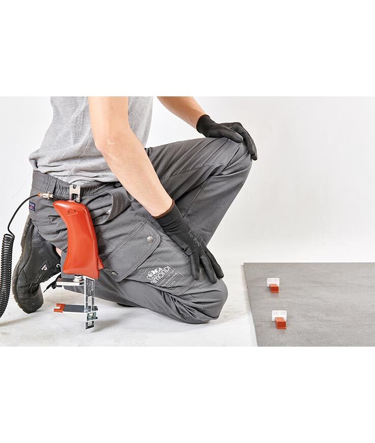 Pince Pneumatique LEVMATIC pour Serrage des Coins RLS - RAIMONDI - 15152