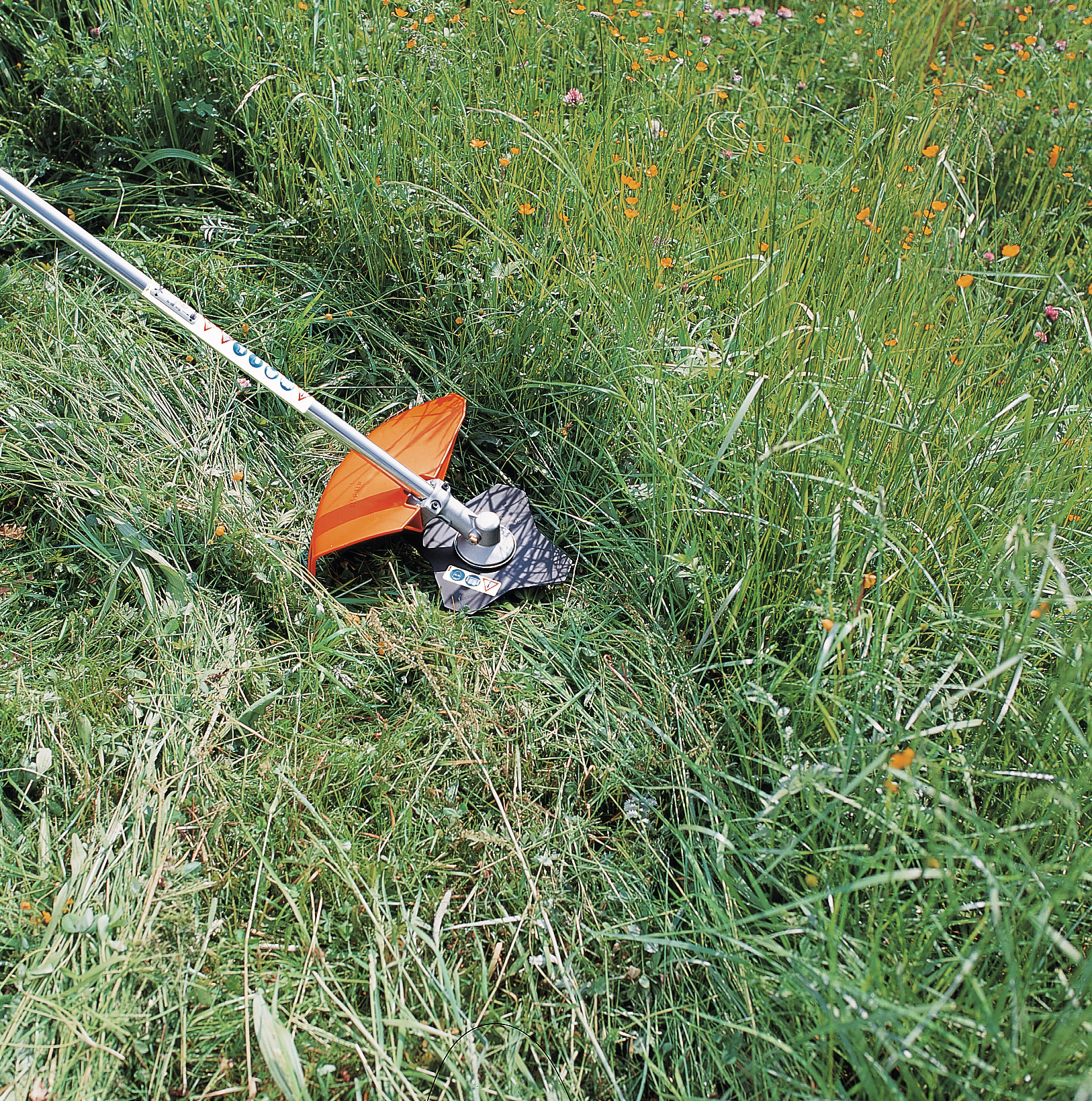 Couteau à herbe 4 dents 230mm 9516 - STIHL - 40007133801
