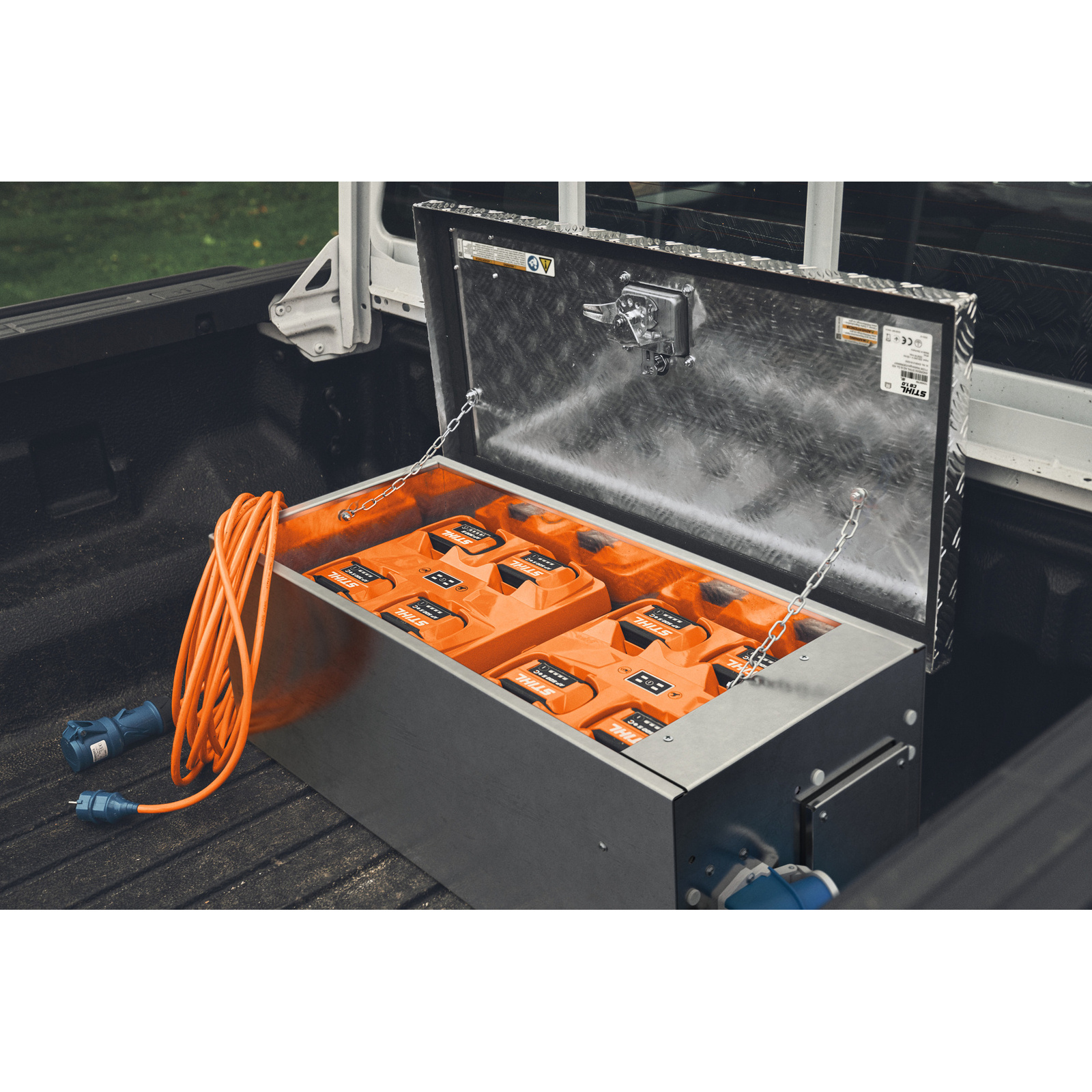 Coffre de charge CB 1 jusqu'à 8 batteries AP - STIHL - EA080180200