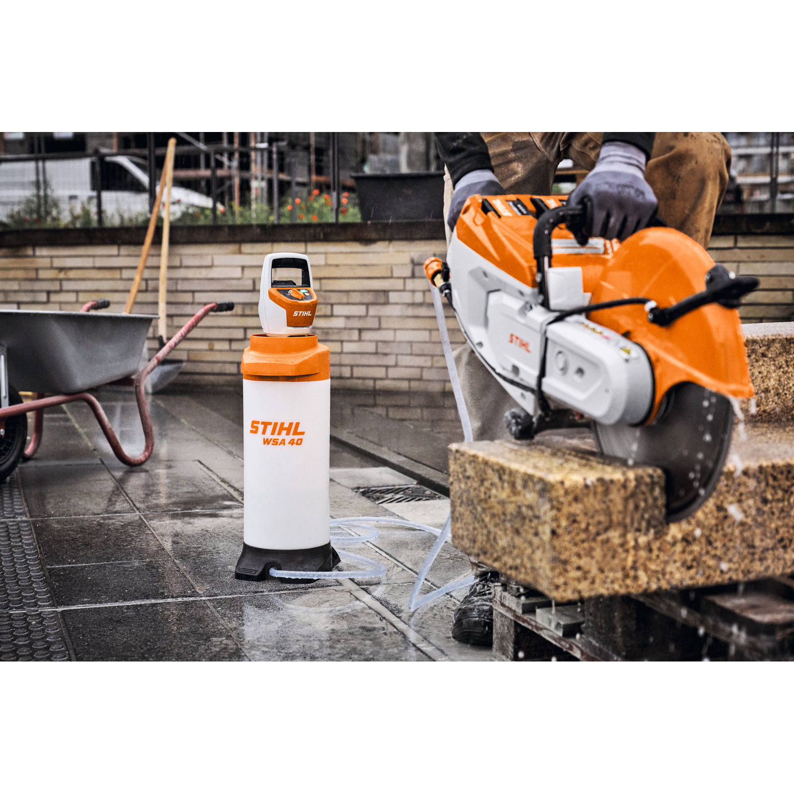 Réservoir d’eau WSA 40 - Pack batterie et chargeur STIHL - SA090118510