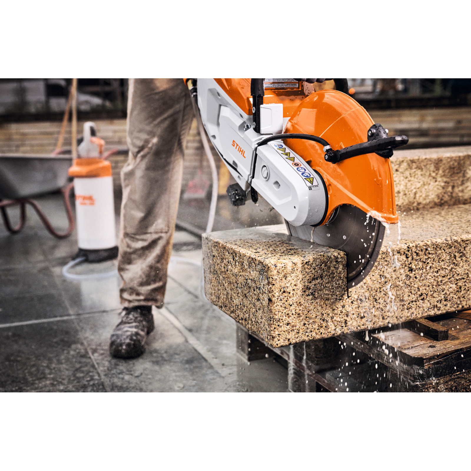 Découpeuse à batterie STIHL Ø 350 mm TSA 500 B AP SYSTEM TA010116600