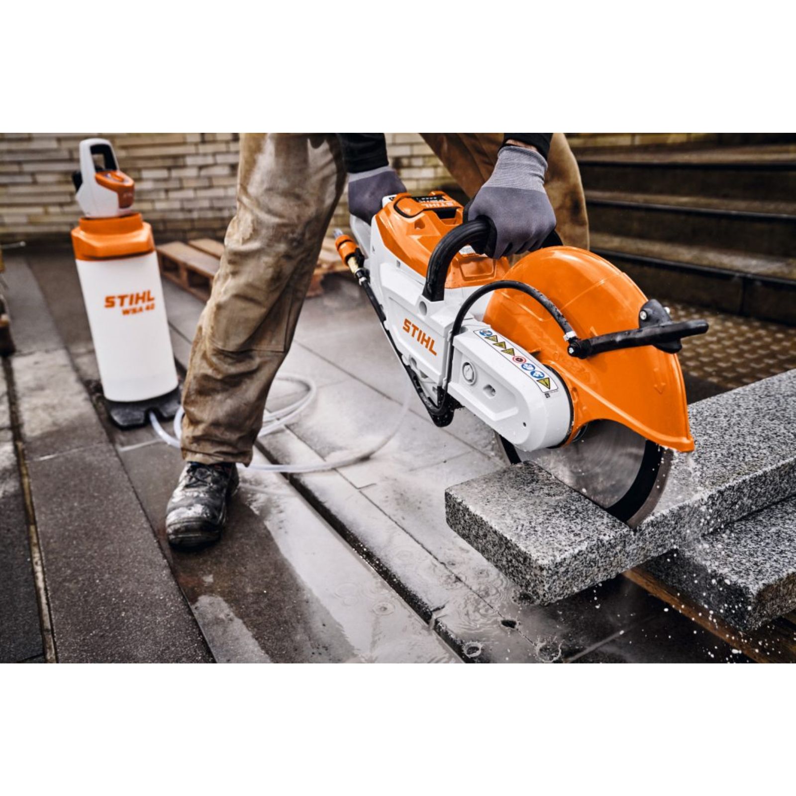 Découpeuse à disque à batterie TSA 350 350 mm STIHL sans batterie TA030116600