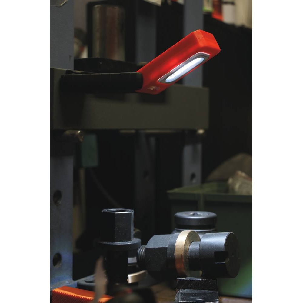 Lampe de poche LED 220 lumens rechargeable DRAKKAR - 02384