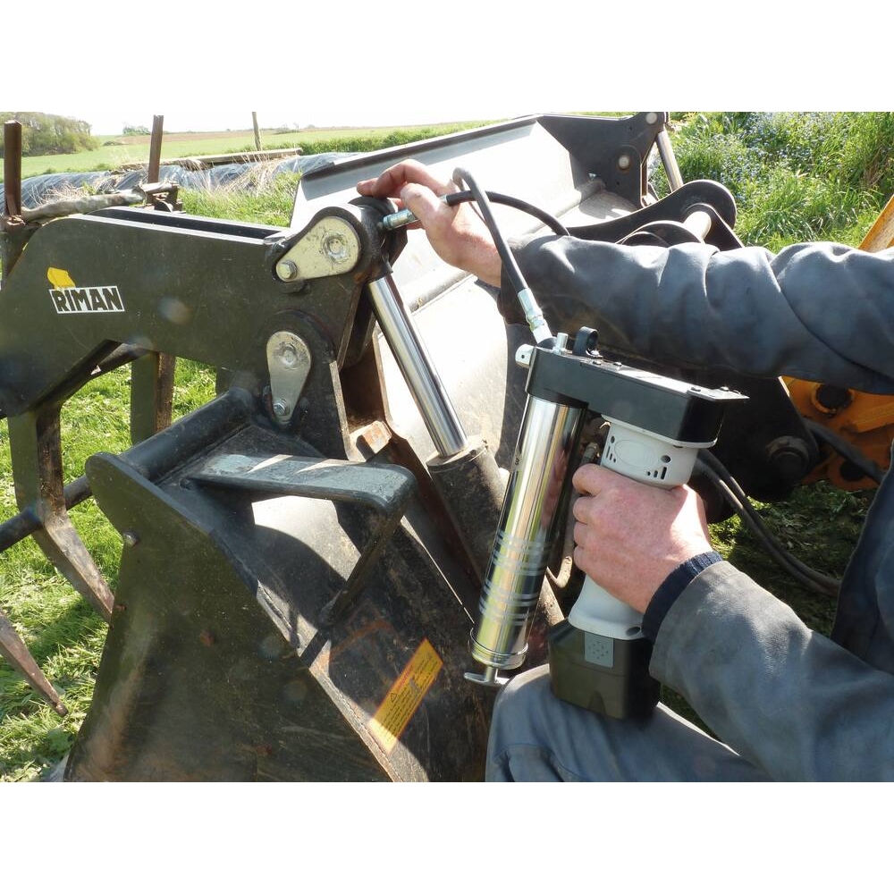 Pompe à  graisse 18V avec 2 batteries Ni-Mh DRAKKAR - 11432