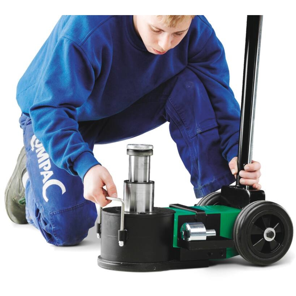 Cric rouleur hydropneumatique 20/40T 150/500mm longueur 495mm COMPAC - 15054