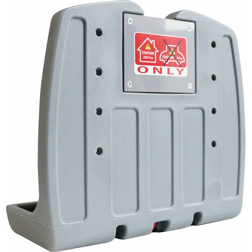 Booster 12V 3100A sur station de charge atelier AC SCHUMACHER - 54140