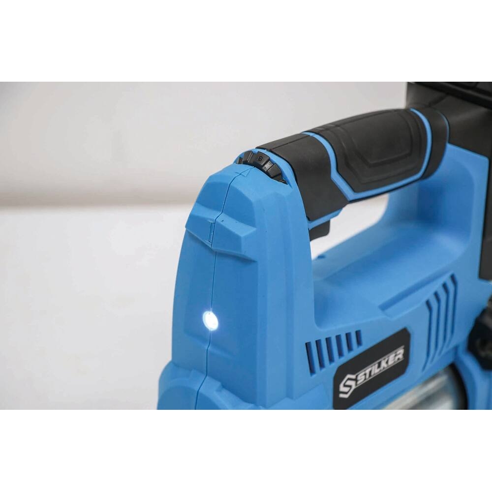 Pompe à graisse 18V 690 bar max - 1 batterie Li-ion 2Ah - 1 chargeur 1,7A - en mallette STILKER - 56850