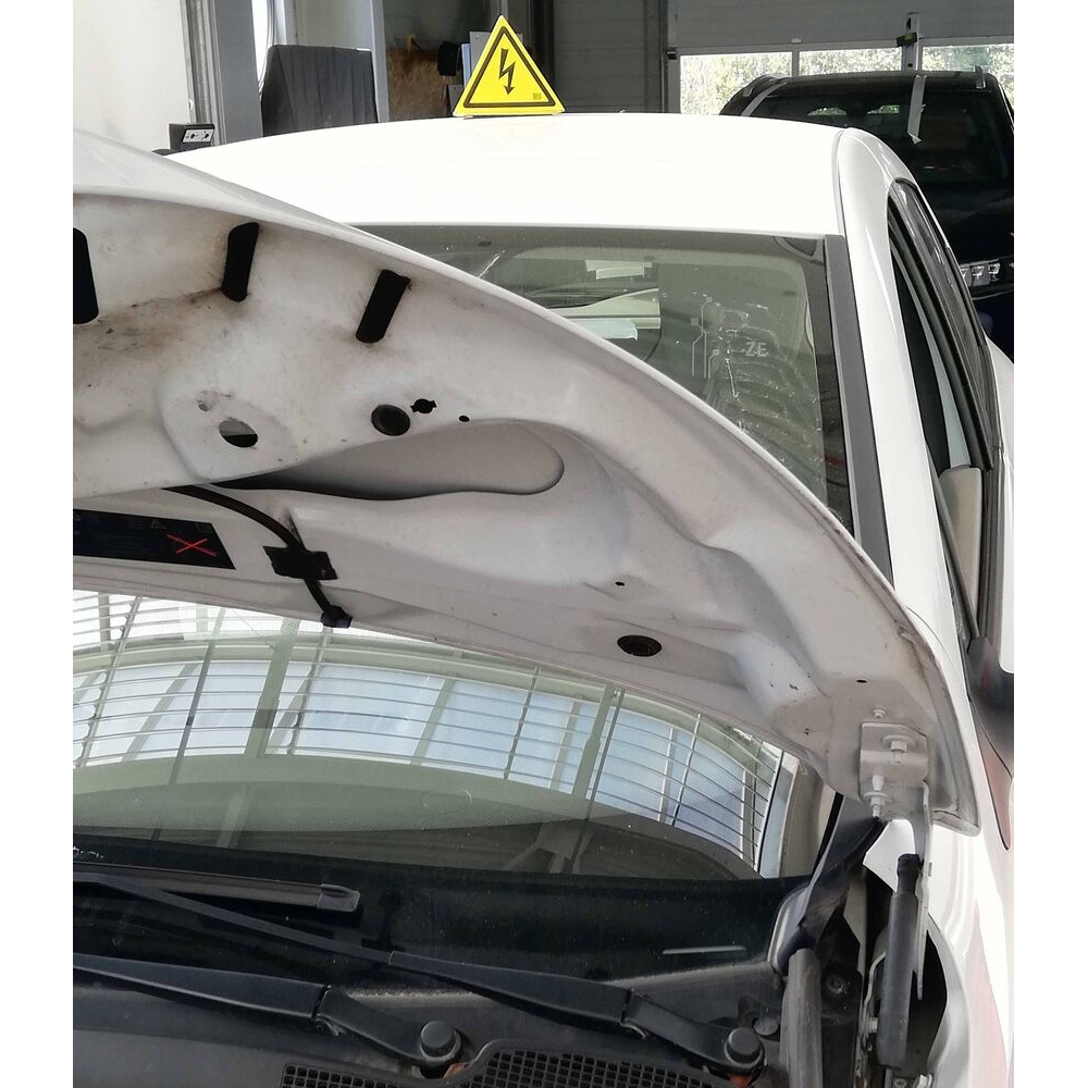 Cône de signalisation aimanté pour danger électrique CATU - 61589