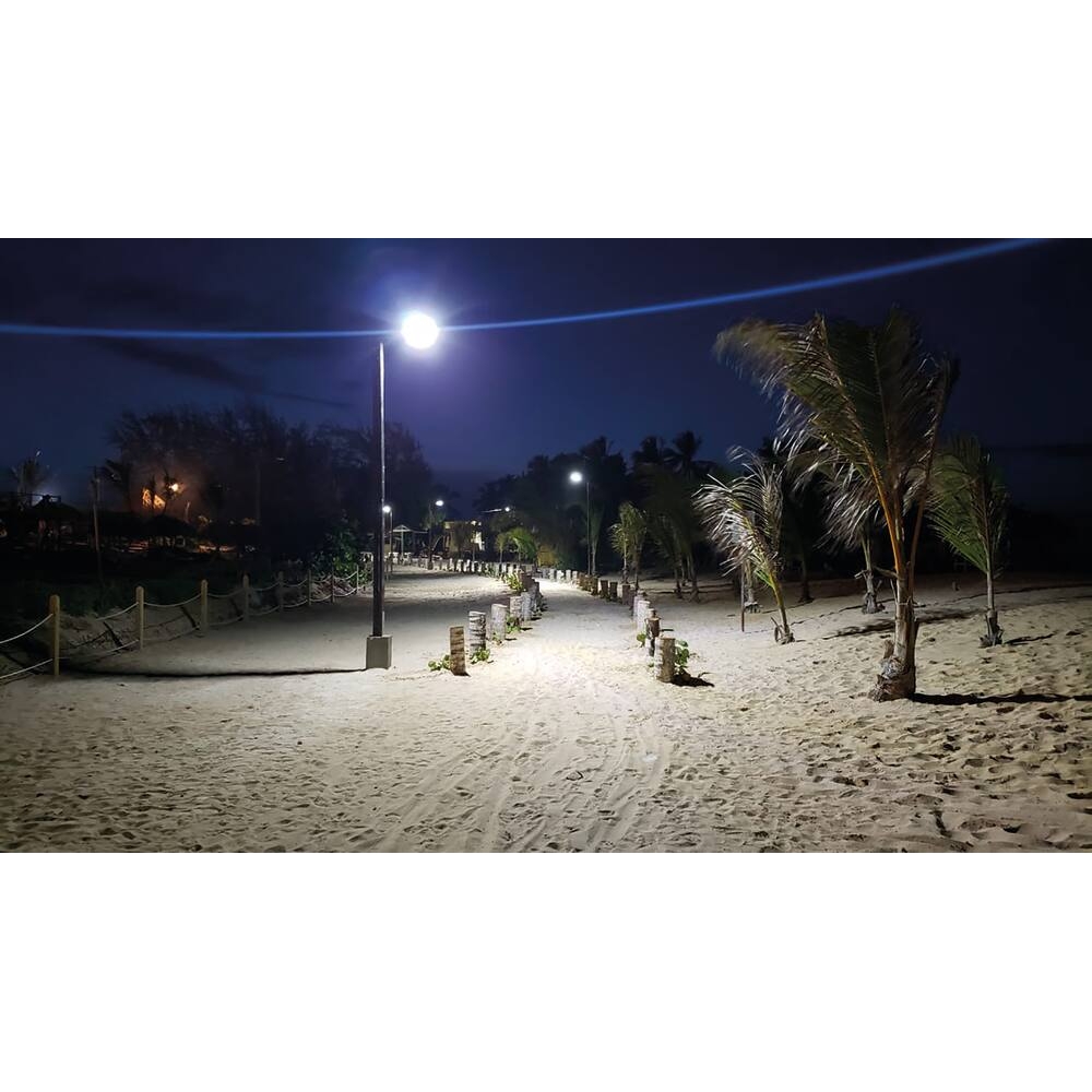 Lampadaire solaire LED 1600 lumens 15W avec détecteur DRAKKAR - 82470