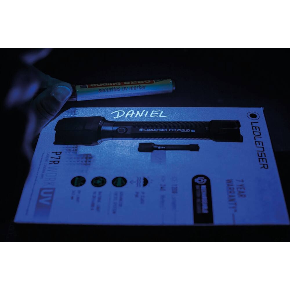 Lampe torche led P7R WORK 1200 lumens rechargeable - fonction UV LEDLENSER - LL502601