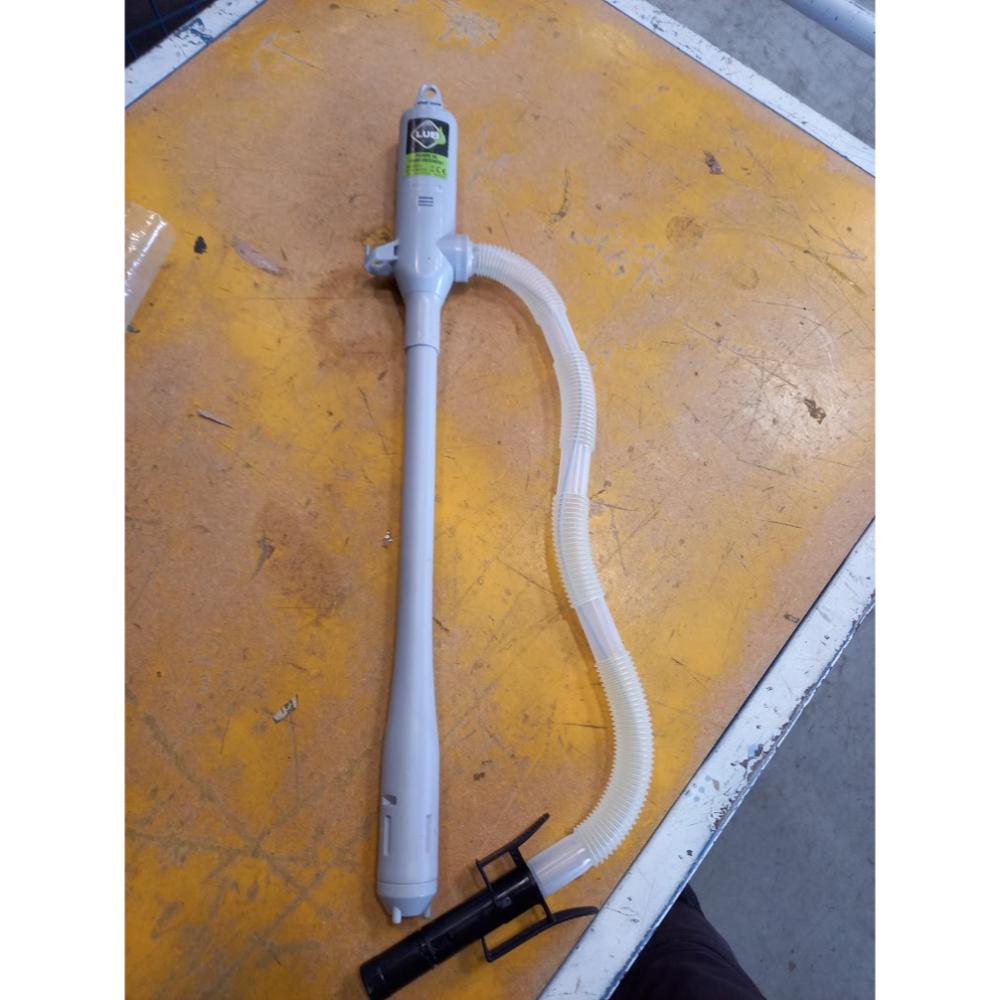 Pompe de transvasement sur piles 9 l/min canne 385mm DRAKKAR - OCCASION - 08585