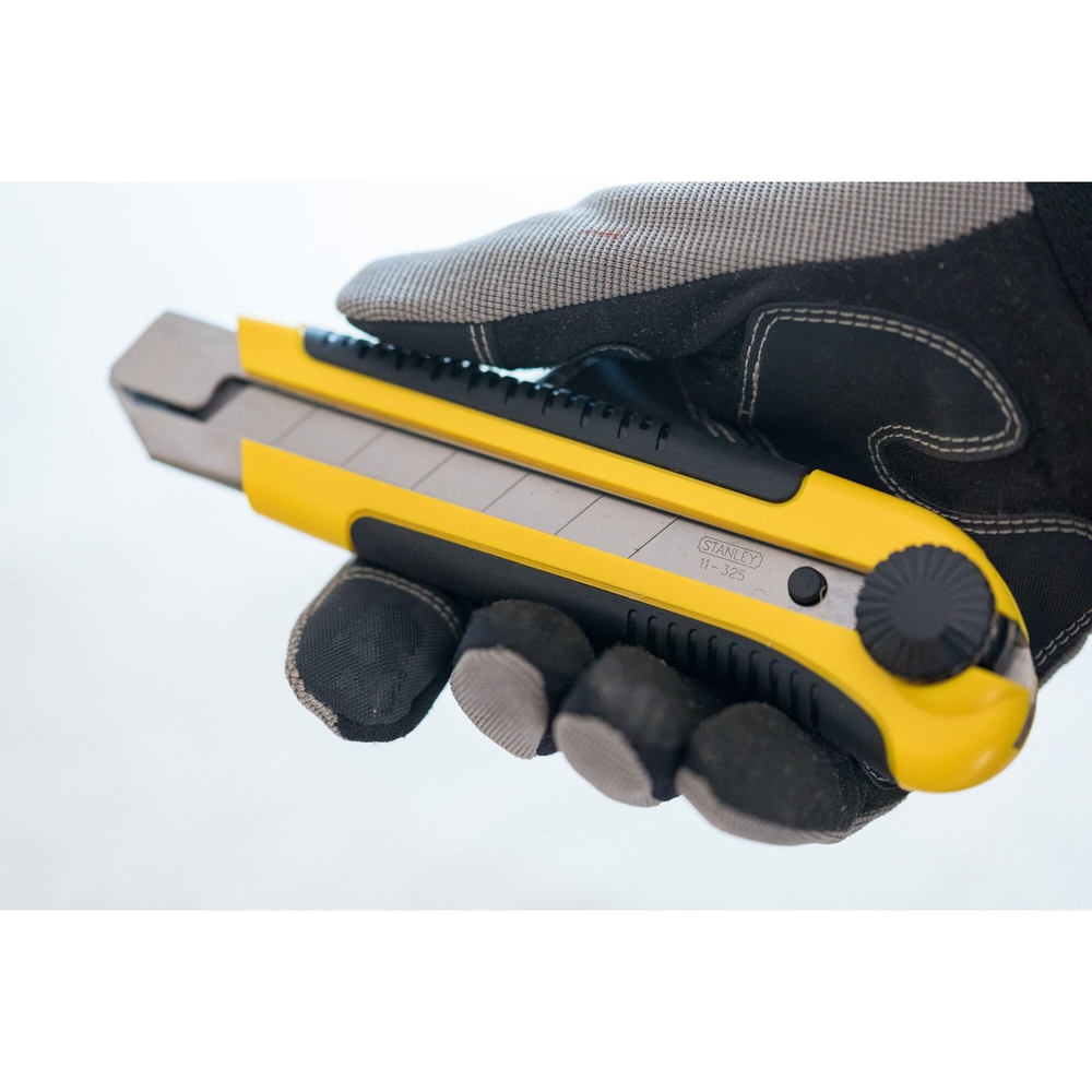 Cutter 25 mm bi-matière - 0-10-425 - STANLEY