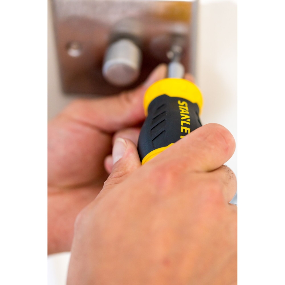 Tournevis porte-embouts boule bi-matière + 6 embouts - 0-66-357 - STANLEY