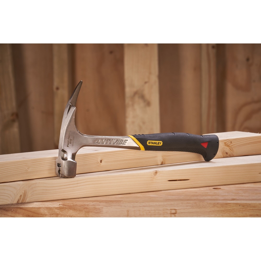 Marteau arrache-clous de charpentier Antivibe 600 g - Fatmax - 1-51-937 - STANLEY