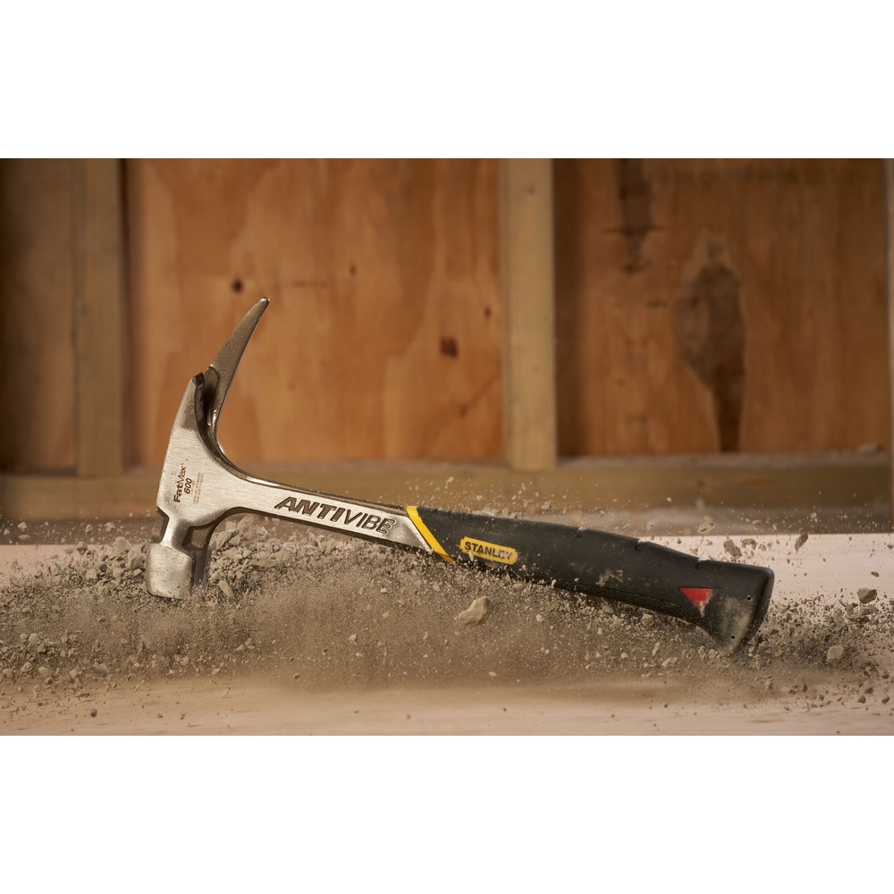Marteau arrache-clous de charpentier Antivibe 600 g - Fatmax - 1-51-937 - STANLEY