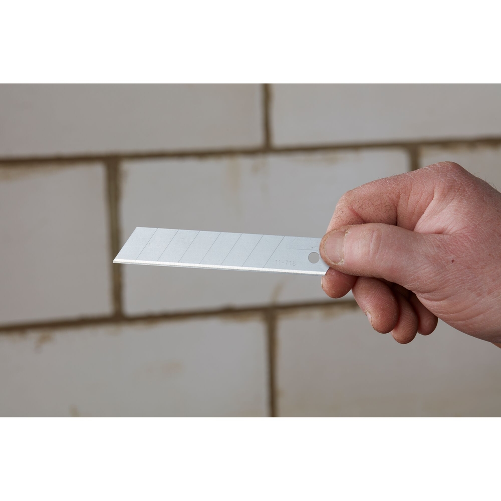 Lames de cutter 18 mm - étui 50 lames - Fatmax - 3-11-718 - STANLEY FATMAX