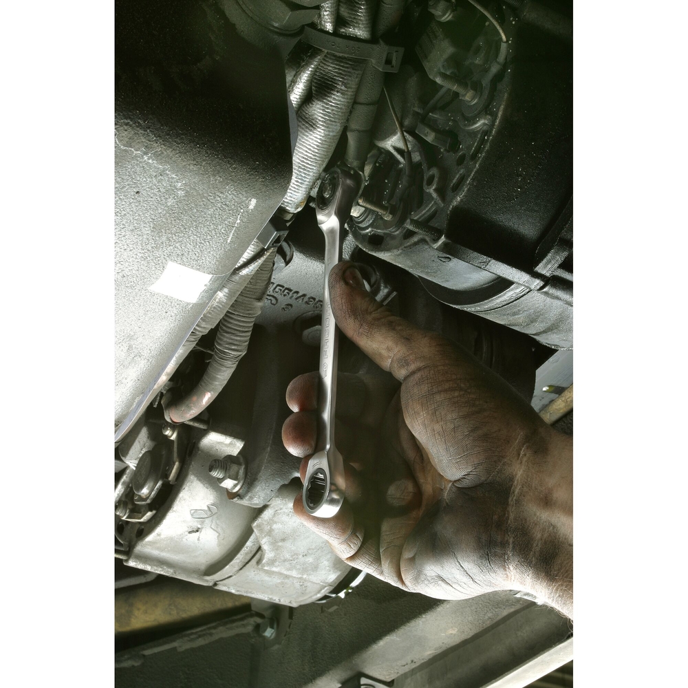 Clé à cliquet polygonale 16x18mm - FACOM - 64.16X18