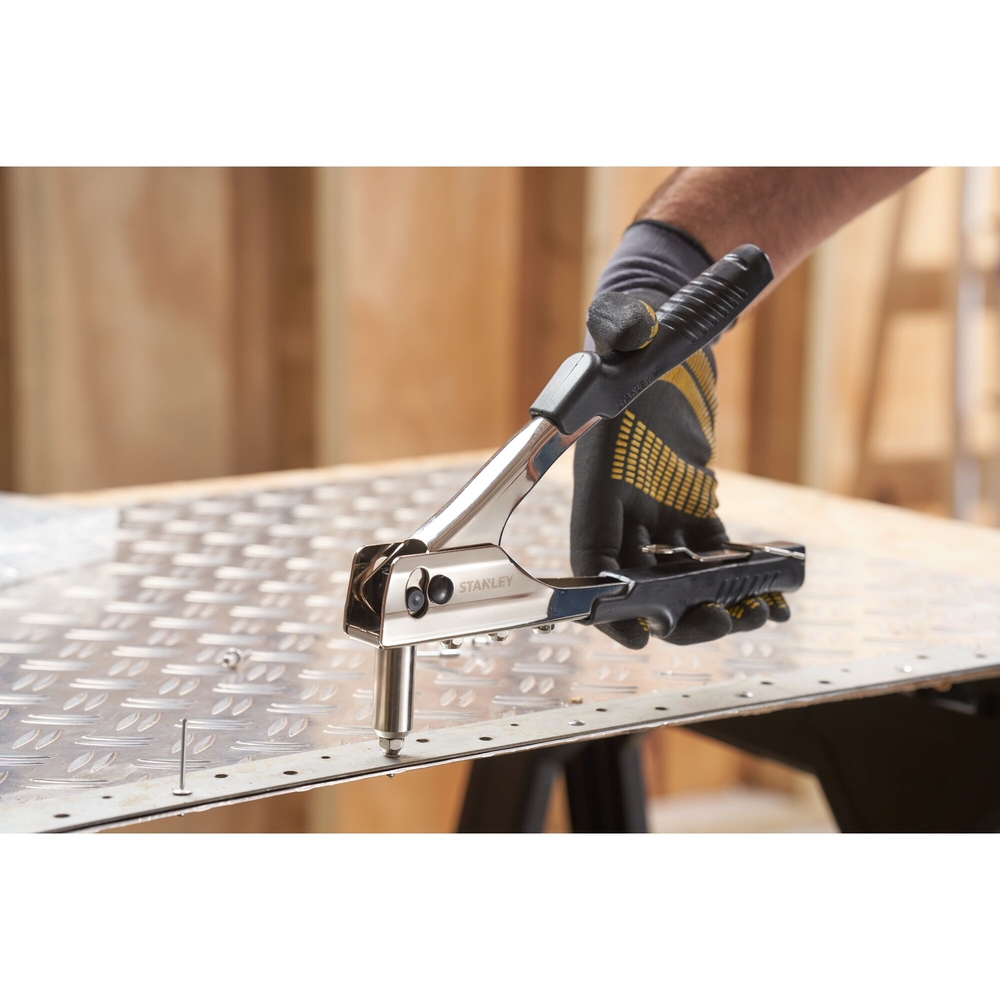 Pince à rivets angle droit MR55 - 6-MR55 - STANLEY