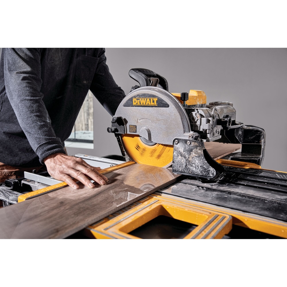 Scie à matériaux grande capacité 1600 W 250 mm - D36000-QS - DEWALT