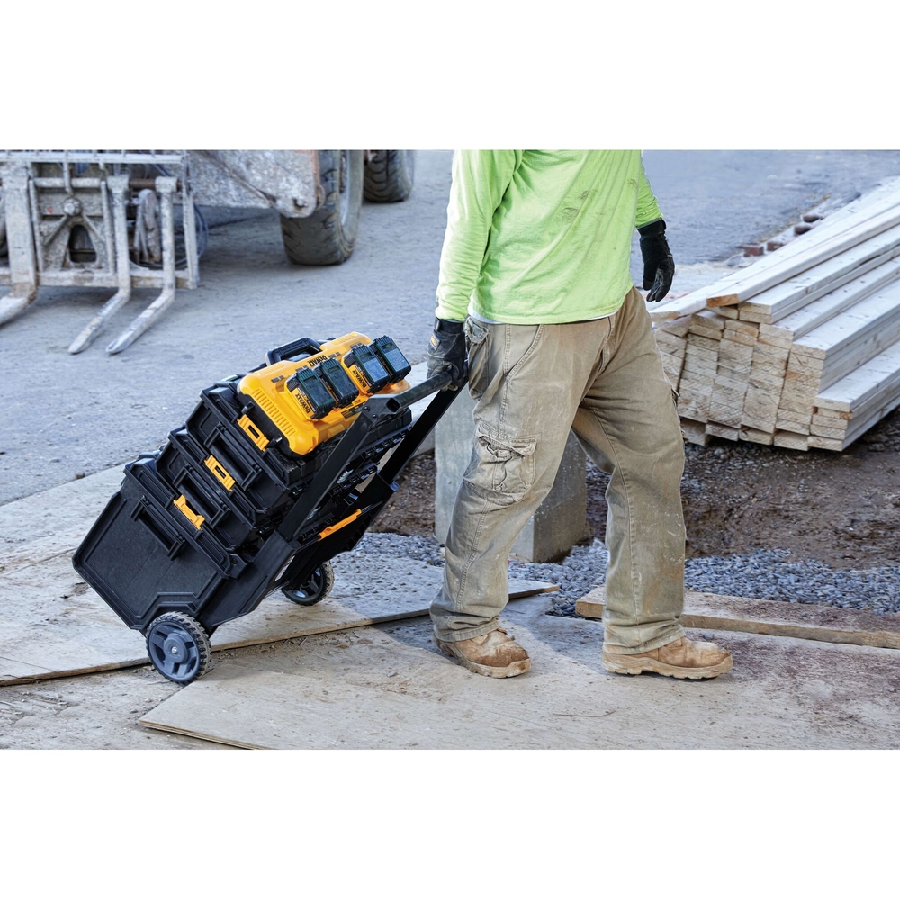 Chargeur rapide TOUGHSYSTEM 4 ports XR 12 V / 18 V / 54 V - DCB104-QW - DEWALT