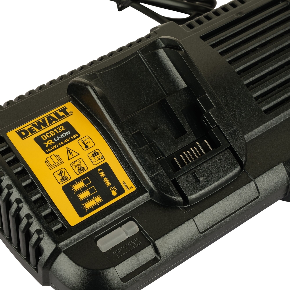 Chargeur double XR 12 V / 18 V / 54 V - DCB132-QW - DEWALT