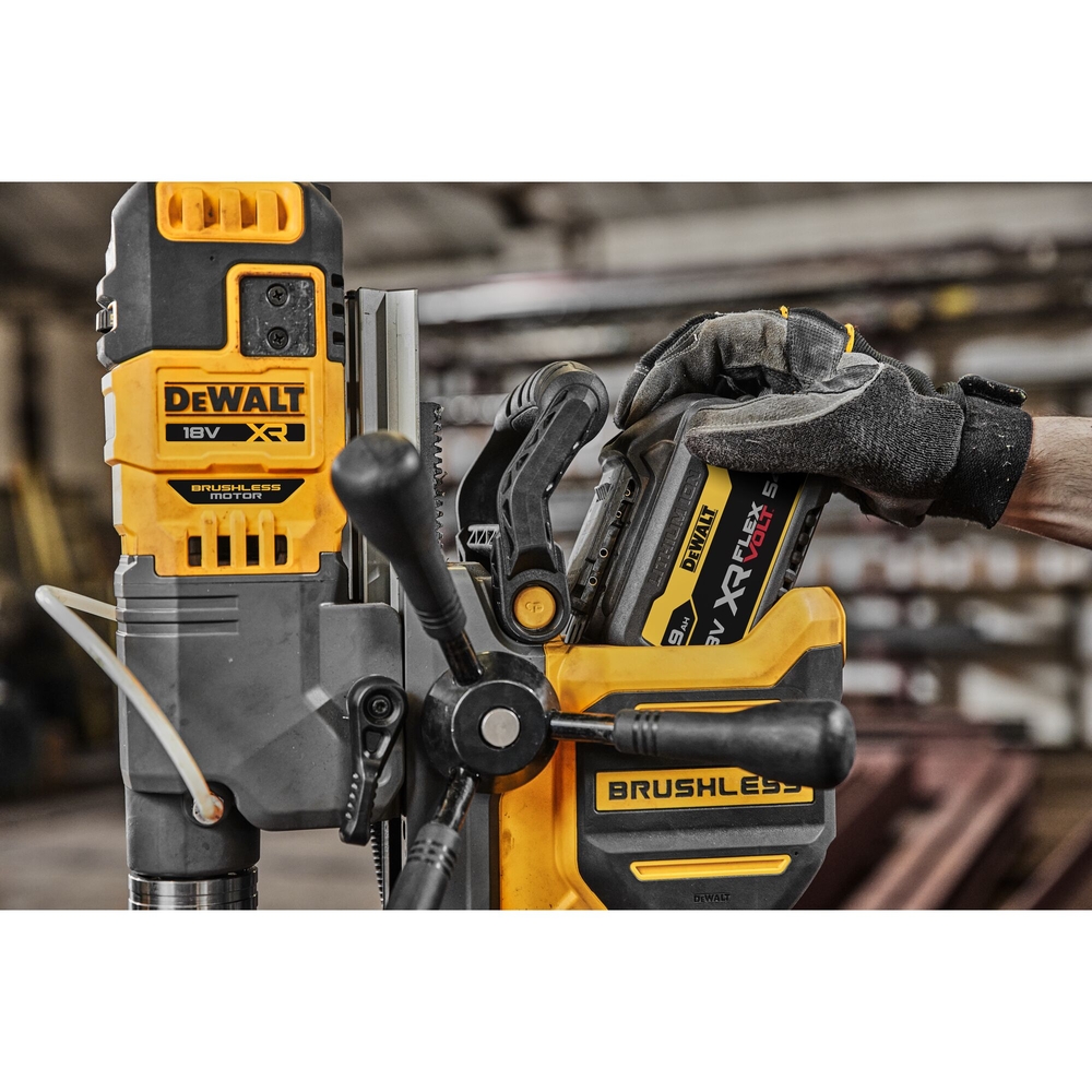 Perceuse magnétique XR 18 V ADVANTAGE Brushless - DCD1623N-XJ - DEWALT