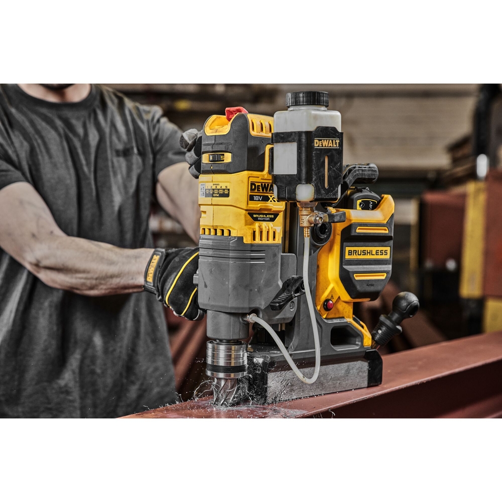 Perceuse magnétique XR 18 V ADVANTAGE 9 Ah Li-Ion Brushless - DCD1623X2G-QW - DEWALT