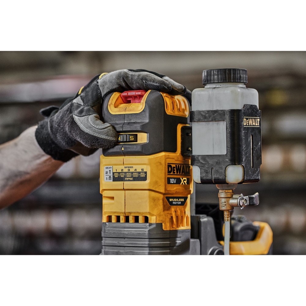 Perceuse magnétique XR 18 V ADVANTAGE 9 Ah Li-Ion Brushless - DCD1623X2G-QW - DEWALT