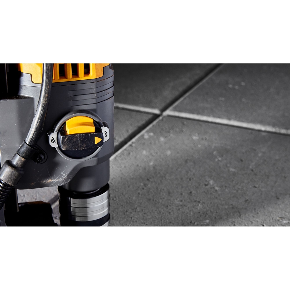 Perceuse magnétique XR 18 V ADVANTAGE 9 Ah Li-Ion Brushless - DCD1623X2G-QW - DEWALT