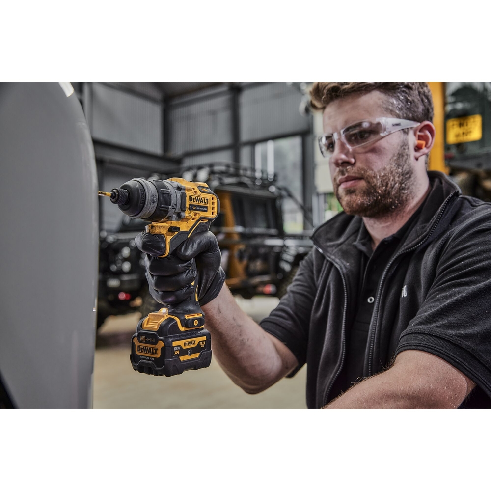 Perceuse-visseuse à têtes multiples XR 12 V Brushless - DCD703NT-XJ - DEWALT