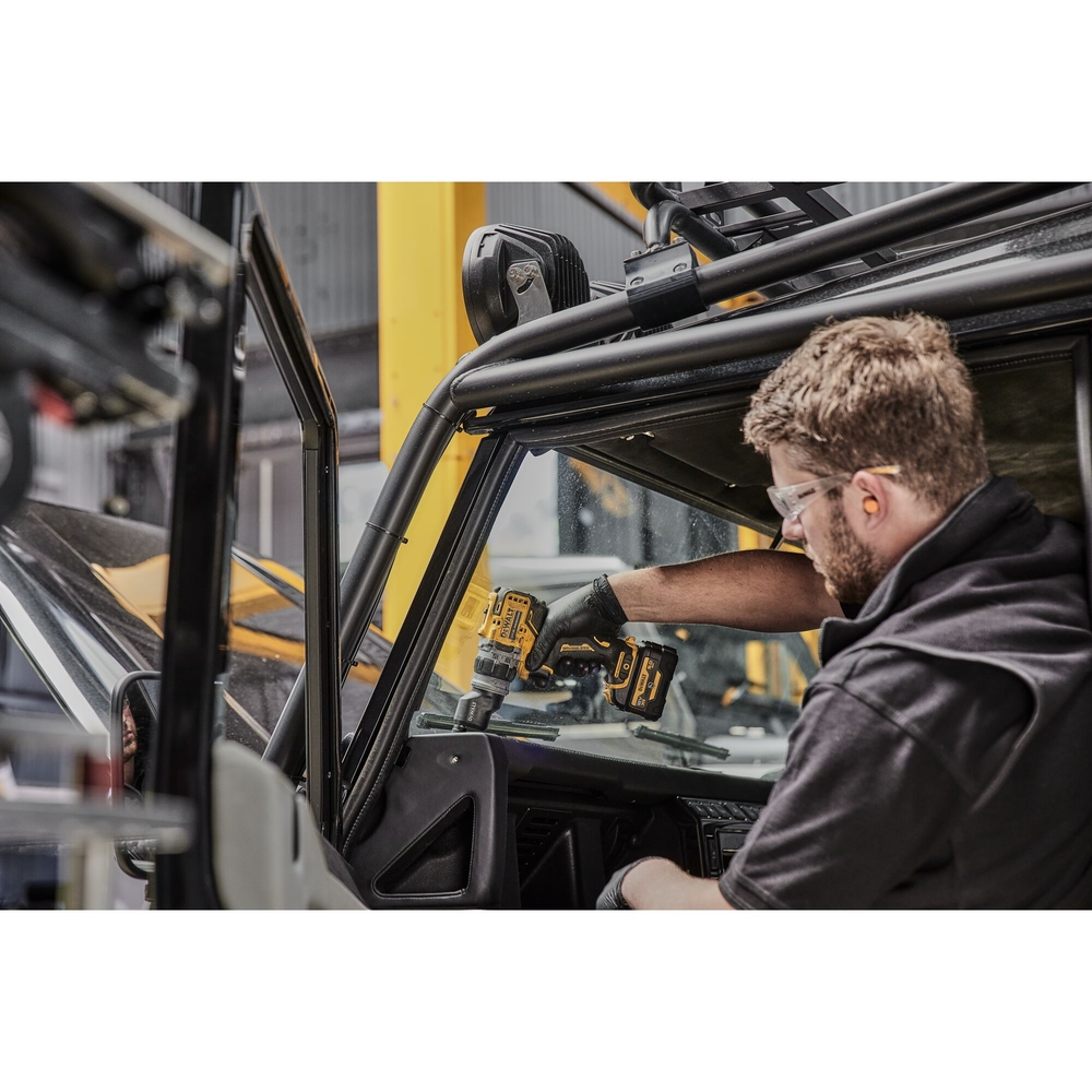 Perceuse-visseuse à têtes multiples XR 12 V Brushless - DCD703NT-XJ - DEWALT