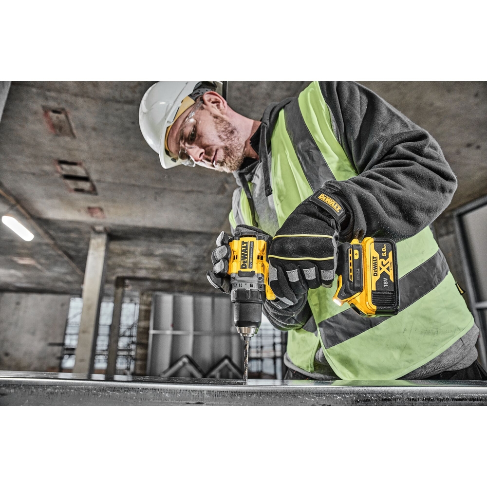 Perceuse-visseuse compacte XR 18 V 5 Ah Li-Ion Brushless - DCD800P2T-QW - DEWALT